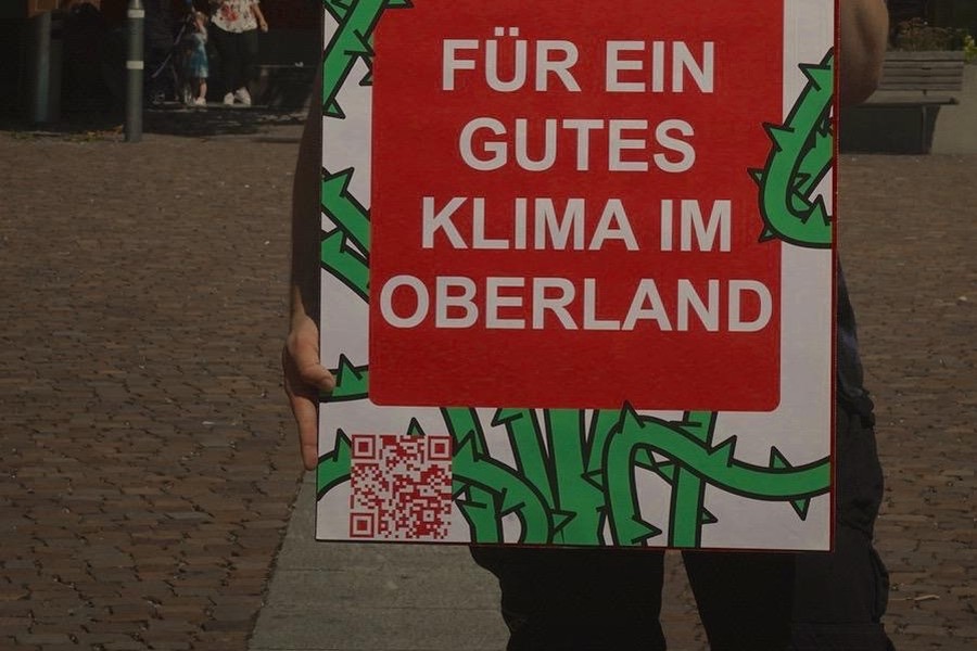 Bundesrat Rösti missachtet Volksentscheid – JUSO Zürcher Oberland verurteilt undemokratisches Vorgehen beim Autobahnausbau